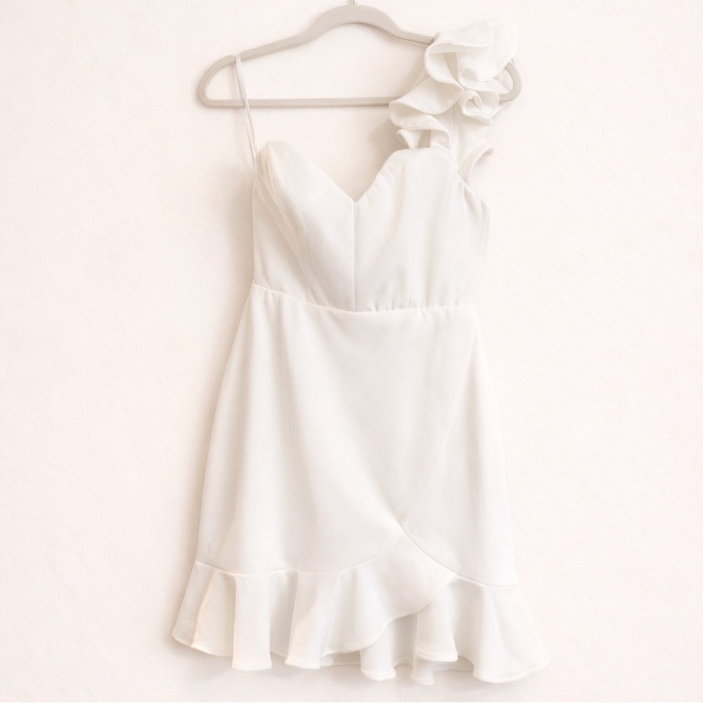 Sage Paige Stars Align One-Shoulder White Mini Dress